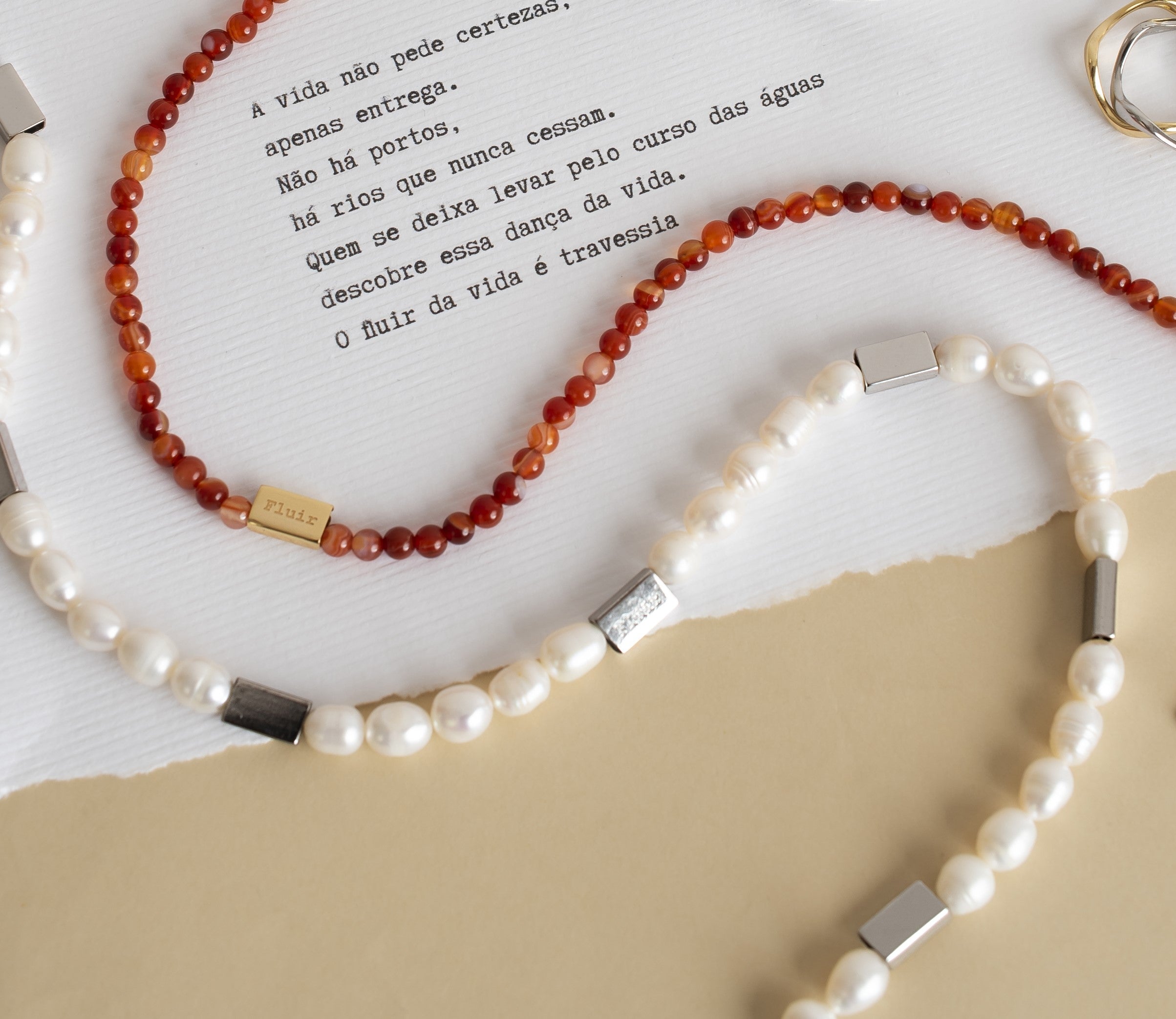 Colar Fluir Pérolas